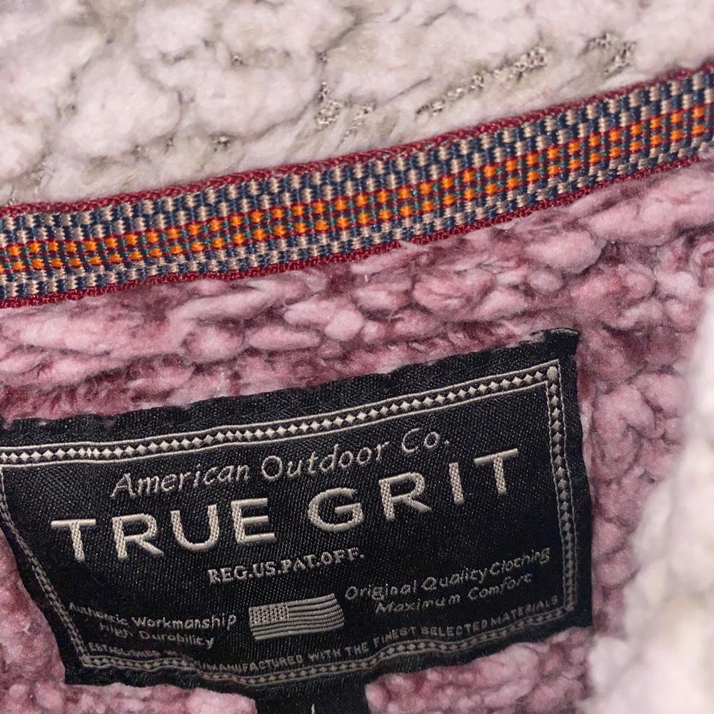 True grit woman’s pullover
